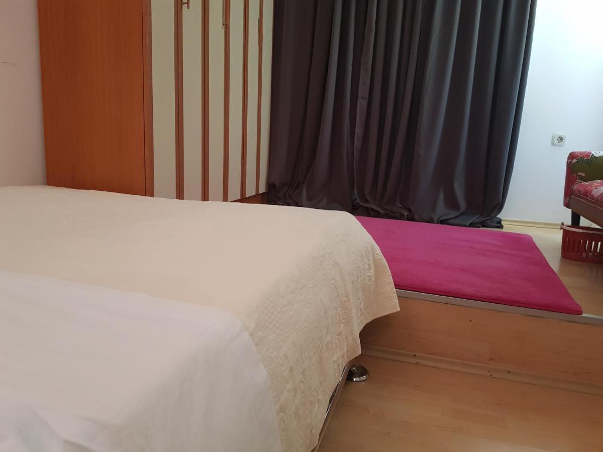 Apartment Milena โอมิช ภายนอก รูปภาพ